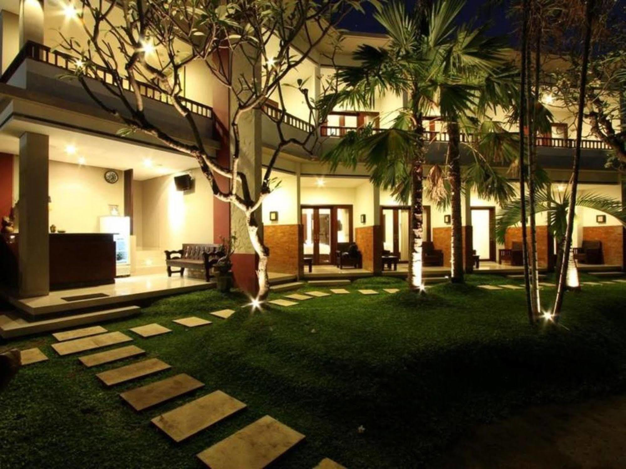 Billy Pendawa Homestay Kuta Lombok Esterno foto